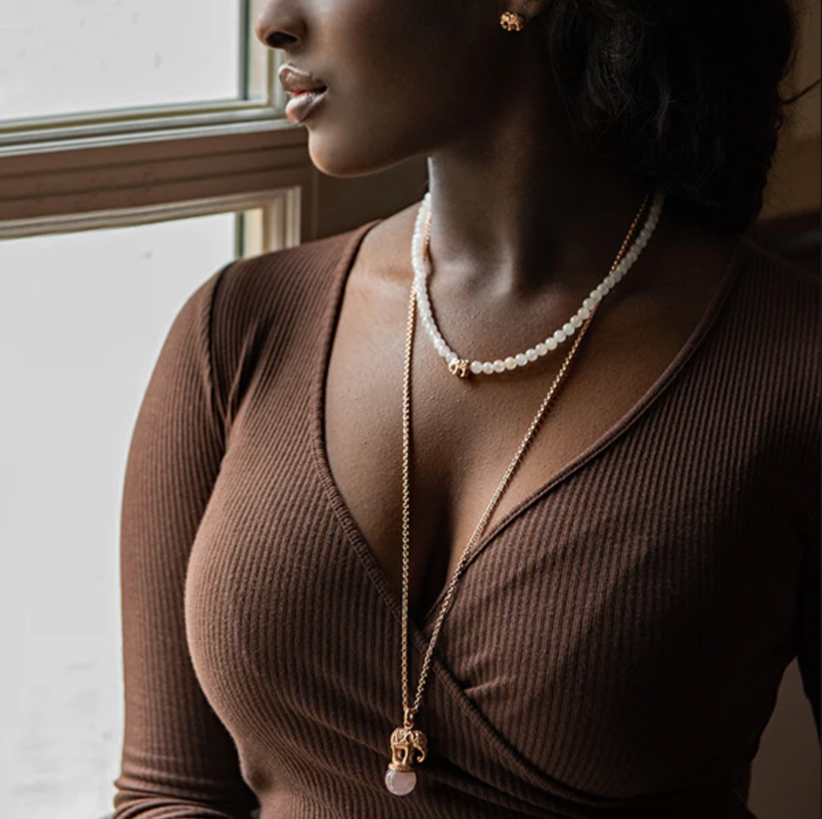 DRACHENFELS Anhänger | aus Silber 925 goldplattiert mit Rosenquarz