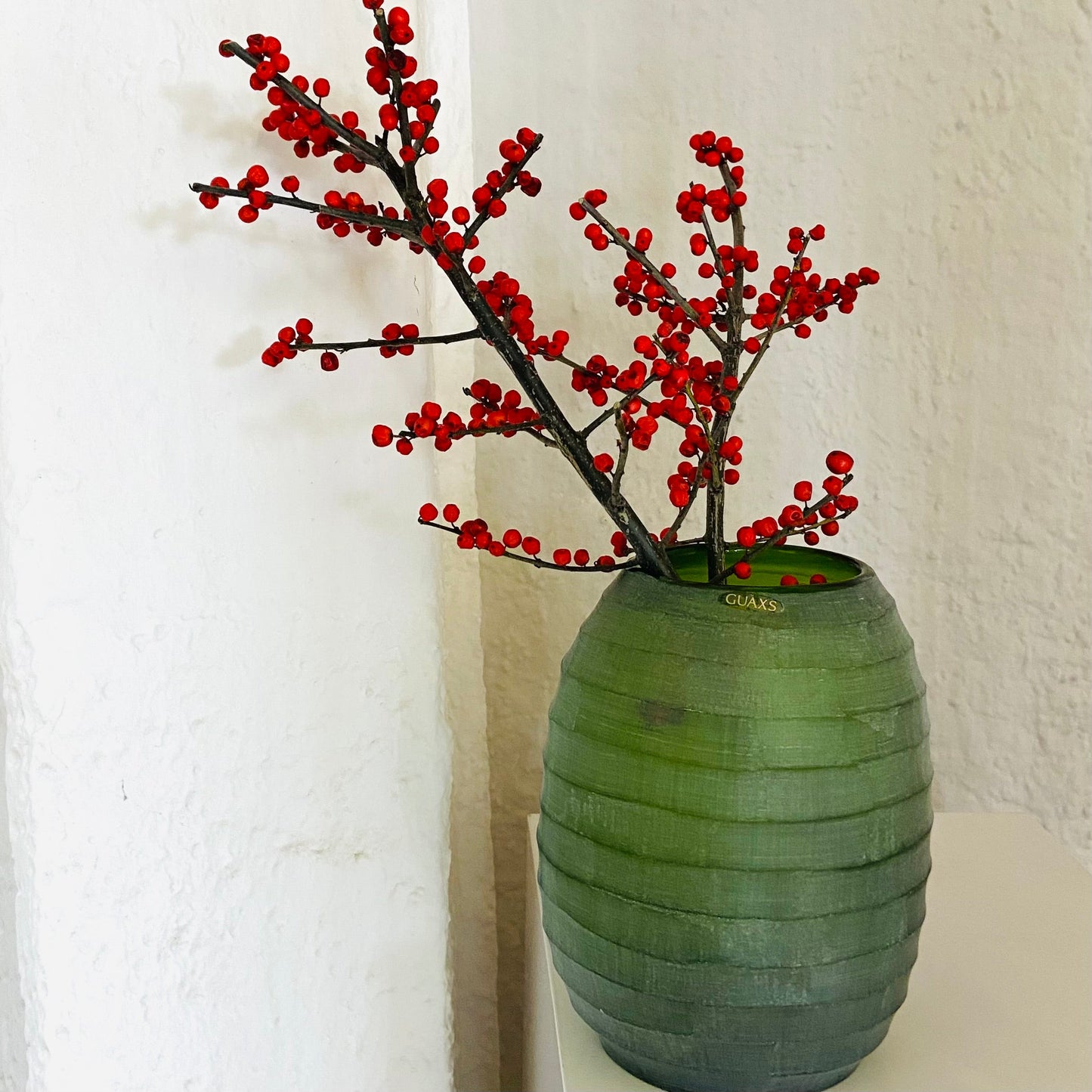 GUAXS Vase | BELLY XL in grün | Glas, mundgeblasen und von Hand geschliffen