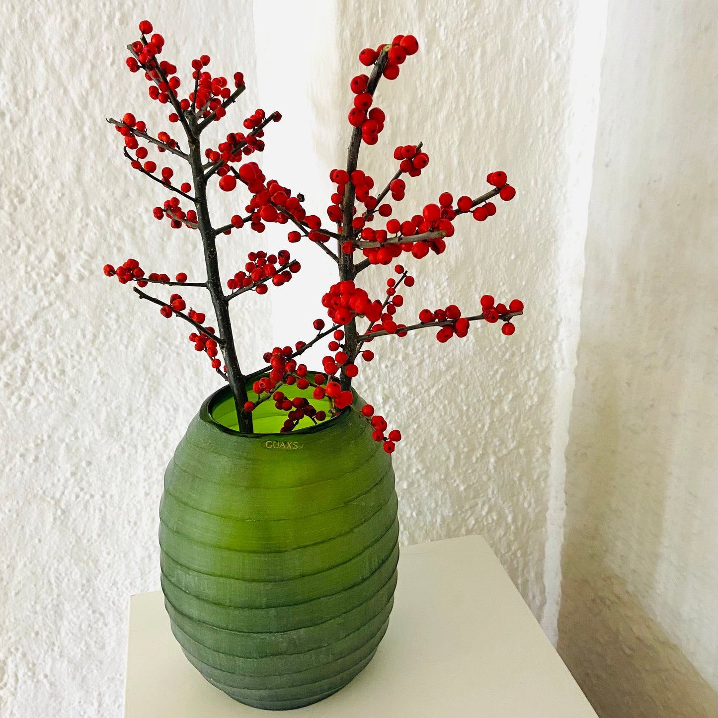 GUAXS Vase | BELLY XL in grün | Glas, mundgeblasen und von Hand geschliffen