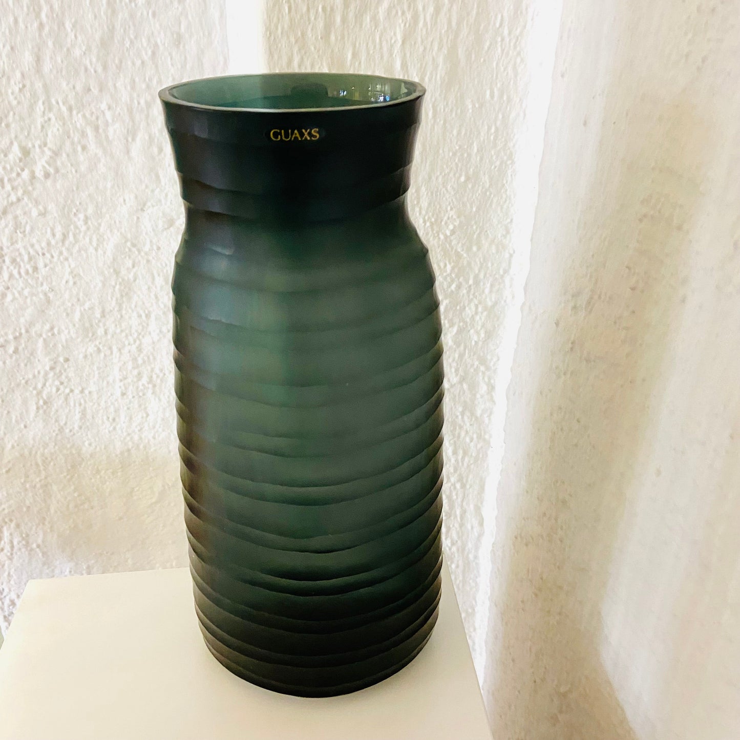 GUAXS Vase | MATHURA TALL - dark indigo | Glas, mundgeblasen und von Hand geschliffen